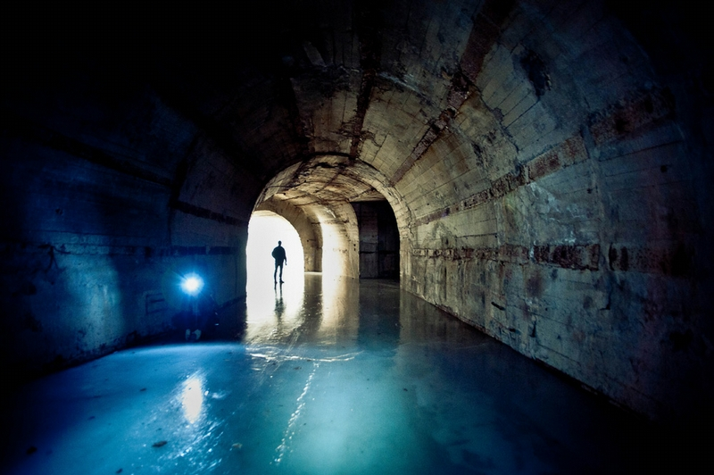 Illustration for article titled Journey into the Dystopian World of Abandoned Soviet Submarine Bases